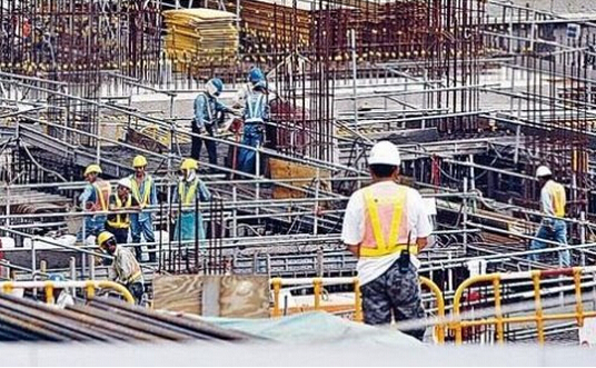 房地產投資拐點隱現 基建投資需再發力