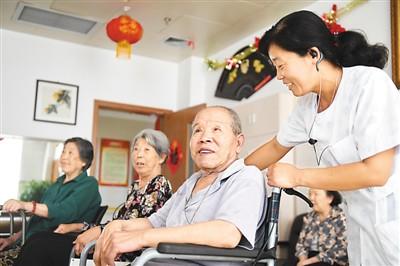 缺錢、缺人才、缺資源 養老產業布局需要新思維