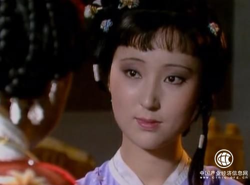 如果87版林黛玉描著“韓式大平眉”，會有怎樣的觀感？