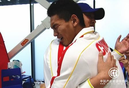 徐嘉余200米仰泳獲第五，“網癮少年”曾被教練兩次砸電腦