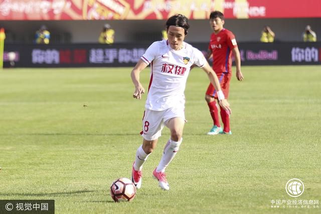 國青歸來張修維閃耀全場 他讓權健進攻美如畫
