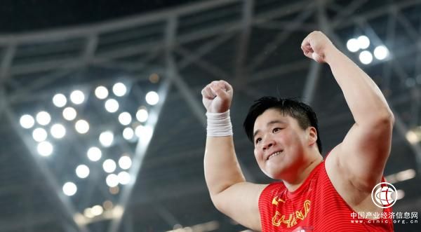 鞏立姣女子鉛球奪冠，為中國隊贏得倫敦田徑世錦賽首金  