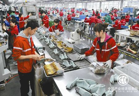 1-7月四川外貿貨物貿易進出口總值2502.7億元