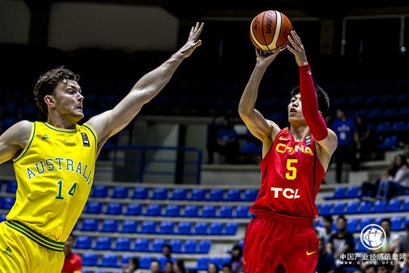 這是亞洲杯最好的半場球！硬抗澳大利亞兩節給我們哪些啟示