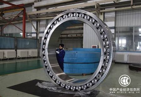 “自主創新+外腦工程”打造瓦軸“軟實力”