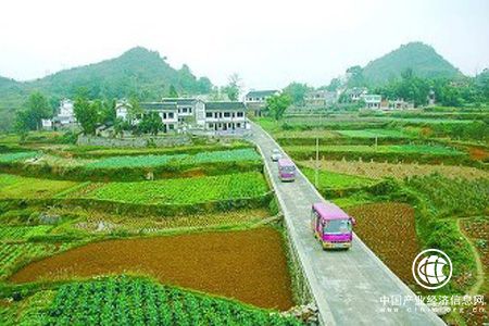 山西擬三年改造農村公路5.6萬公里 建旅游公路4千公里