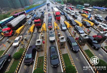 降低企業運輸成本 廣東將逐步取消普通公路收費