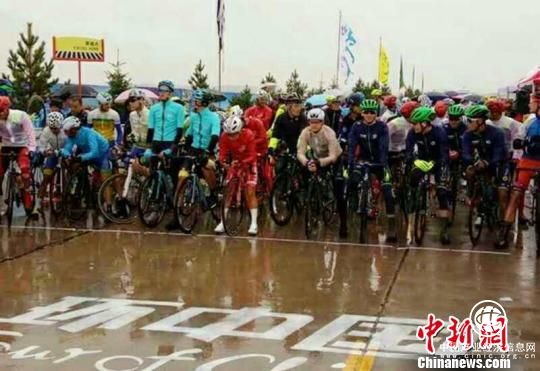 環中國國際公路自行車賽在承德鳴槍開賽 22支代表隊參賽