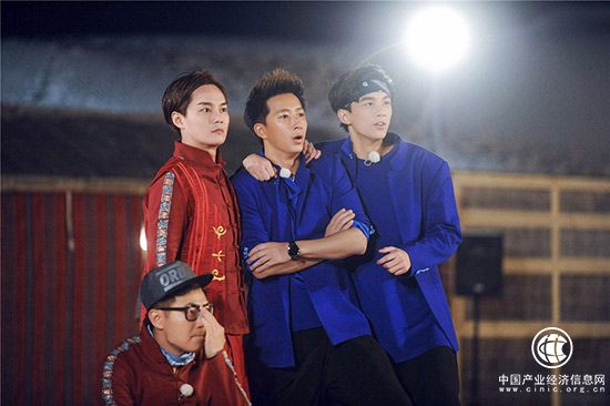 隊友大鵬、尹正和韓庚