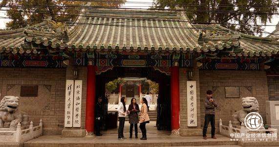 這一百年來，協和醫學院是如何培養醫生的？  