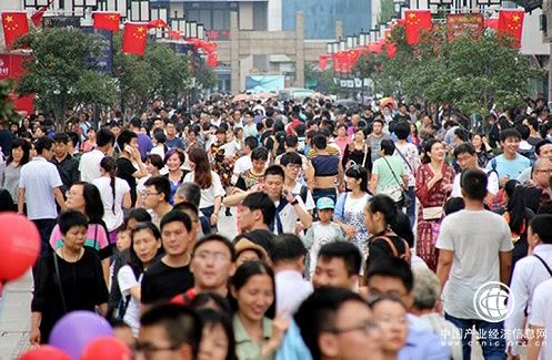 國慶旅游市場將再迎高峰 出行人次和消費有望創紀錄