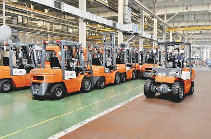 安徽叉車集團前5月出口叉車3萬臺 同比增長約25%
