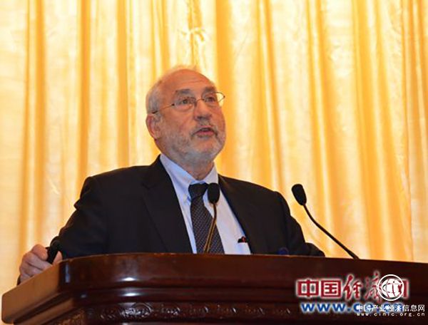 經濟學諾獎得主：全球化難以逆轉，稱贊中國在全球化中表現
