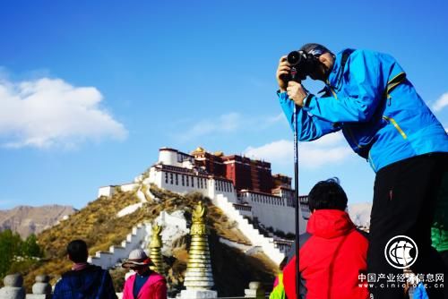 西藏“十一”黃金周累計接待游客120萬人次