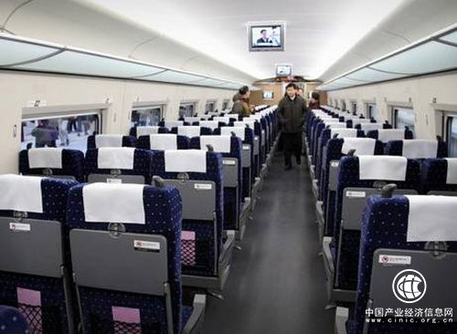 鐵路部門推出“接續換乘”及動車組列車“自主選座”服務