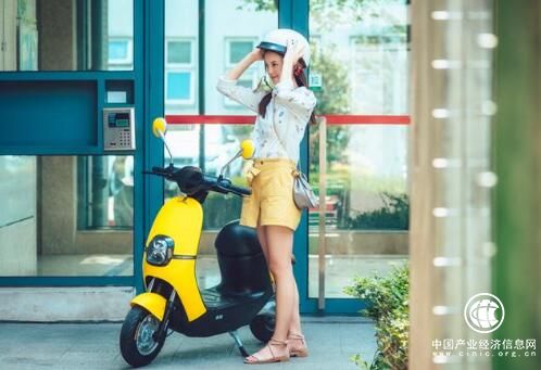 小身材，大智慧，雅迪羅曼滿足你對通勤電動車的所有想象