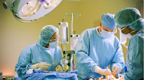 出國看病選擇中介，國外醫療官方轉診資質是硬指標