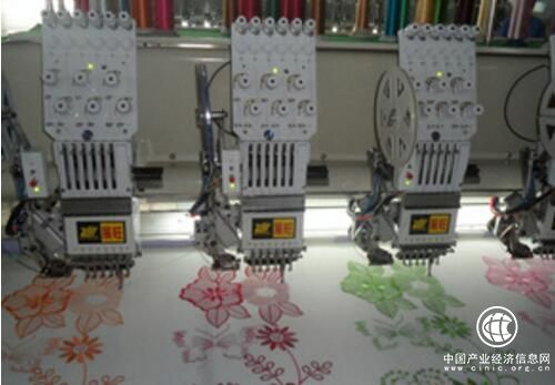 浙江諸暨順利通過“中國刺繡機產業基地”評審