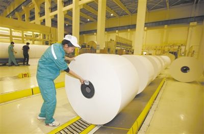 去年全國機制紙及紙板產量達15846.9萬噸