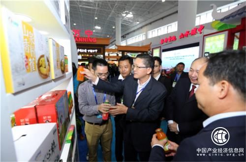 冬交會陵水展館：產業扶貧農特產品“新面孔”引客商青睞