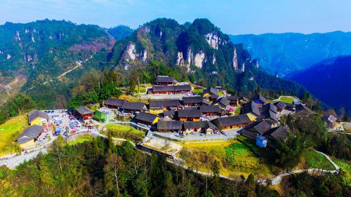 湖南湘西州：地質旅游熱起來，村民腰包鼓起來