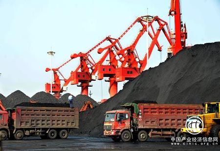 2017年全國進口煤炭2.7億噸 同比增長6.1%