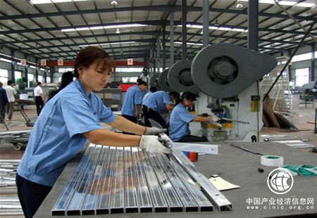 中國企業“輕裝上陣”活力更強