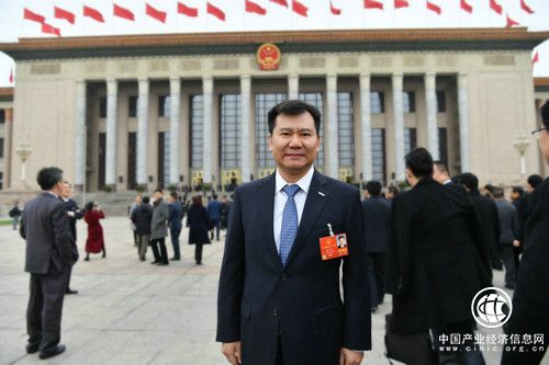 全國人大代表張近東：新時代要有新經濟，奮斗者要有新內涵