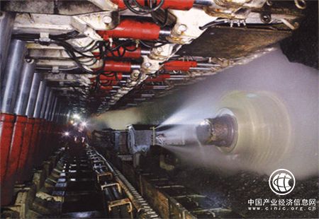 2017年我國煤炭產能利用率同比提高8.7個百分點