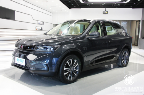 奇點iS6：智能汽車的先行者 美好出行的倡導者