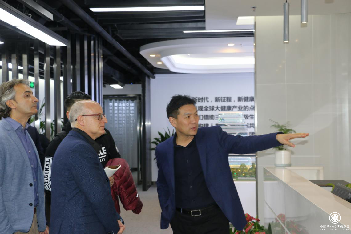 西班牙UMH大學考察團到訪民生藥業集團