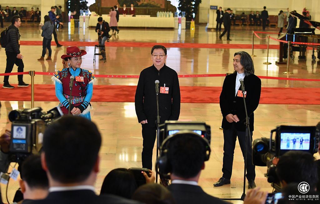 全國政協十三屆一次會議第二場“委員通道”聚焦