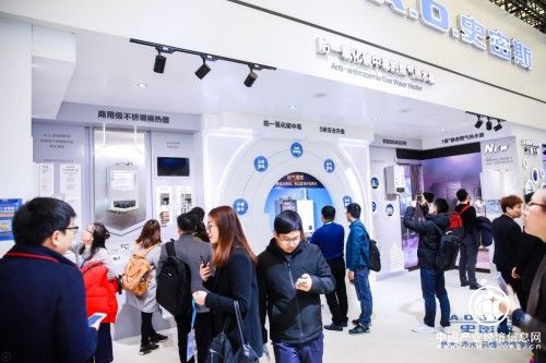 A.O.史密斯熱水器創新精品驚艷亮相2018AWE