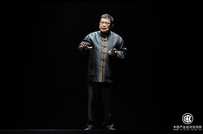 選擇平視，世界如你所見——拙見“珠江投資1/4世紀--平視這個世界”文化演講舉辦