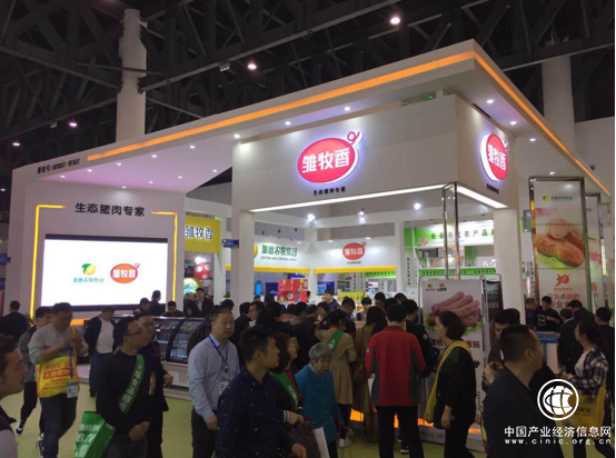 雛牧香亮相全國糖酒會，高端發酵火腿倍受青睞