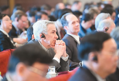 中國向全球注入新動力 未來機遇與挑戰并存