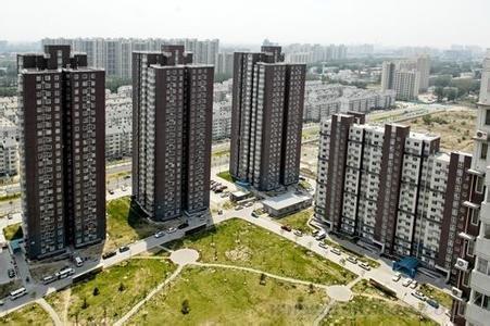 完善資質審批制度 強化建筑市場監管