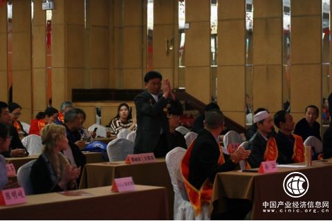 2018首屆“中醫藥文化發展戰略高峰論壇”暨“中醫說”欄目啟動儀式