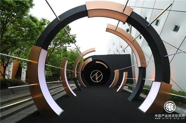 京東宣布TOPLIFE成為中國首個奢侈品旗艦獨立平臺全生態精品電商定義行業標準