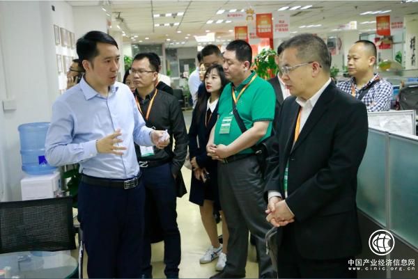 東莞企業家代表團蒞臨網庫總部考察交流