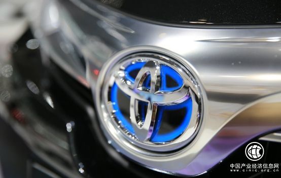 汽車電動化還是只有兩種現象：一種是豐田，一種是其他車企