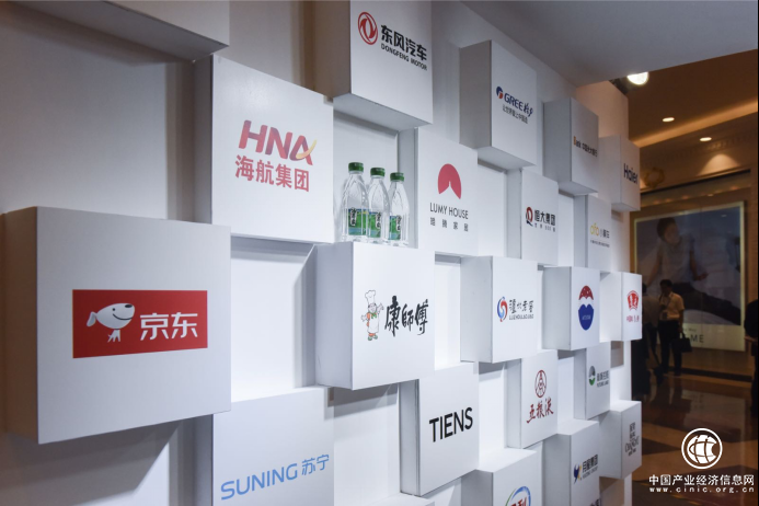 讓世界傾聽中國聲音 涵養泉亮相中國品牌日