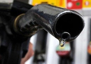 煉油企業賺錢最舒服  中石油市值一天增千億