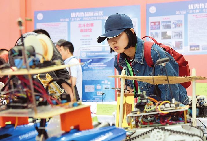 全國商業信息中心：今年消費品市場預計增長8.5%左右