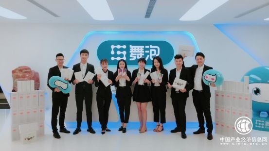 舞泡七年 感恩信賴，帥哥靚女+豪華大禮已就位，就等你來	