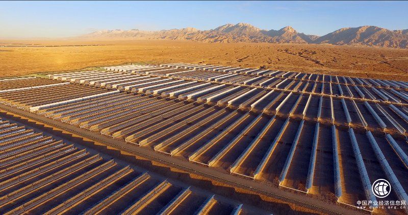 我國首個大型商業化光熱電站中廣核德令哈項目一次帶電并網成功