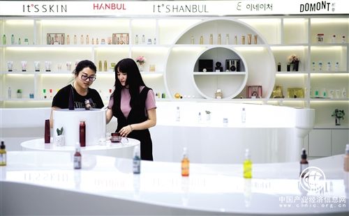 用好特色小鎮這個融合“助推器” 促進鄉村振興