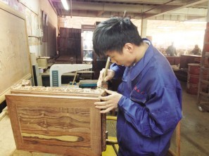 河北深州一產業園投產 當地欲打造北方家具生產基地