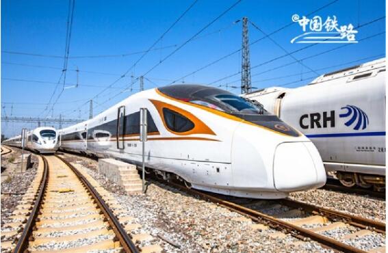 8日起京津城際復興號動車組實現時速350公里運行