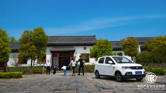 重新定義低速新能源汽車，金彭S70超強配置帶來舒適體驗